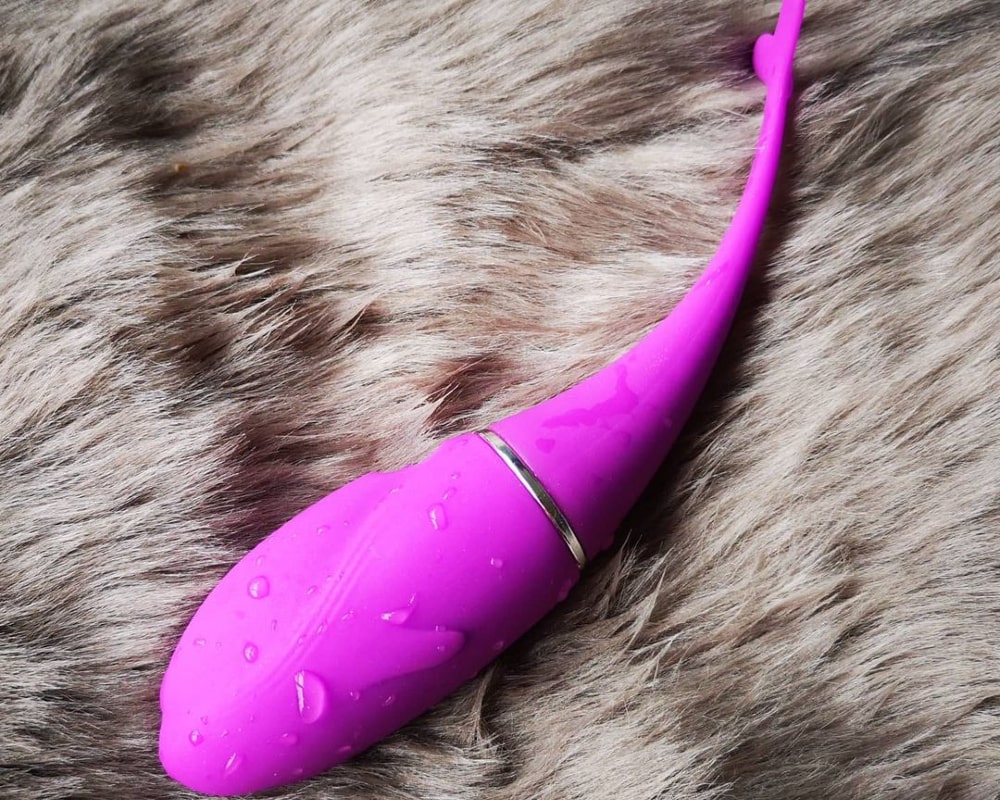vibrator in the form of a whale